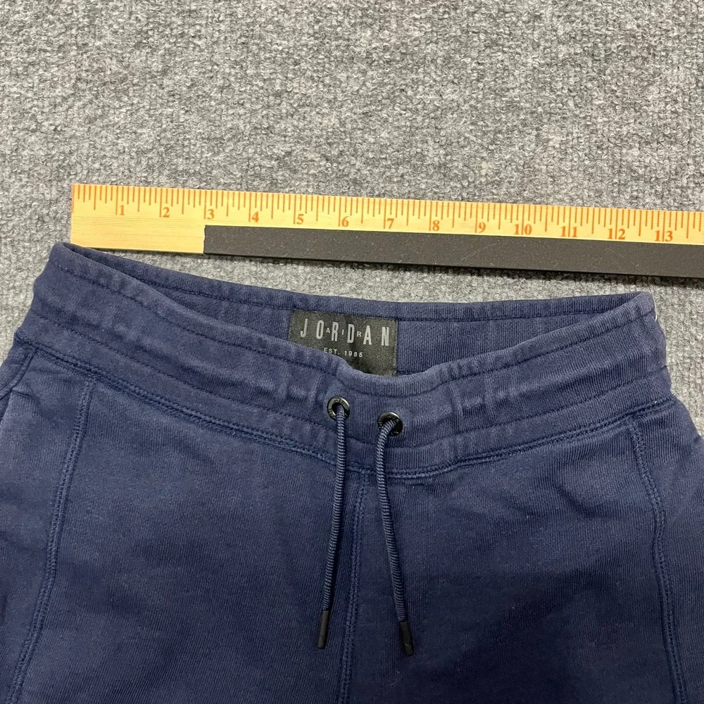 Jordan sweatshorts navy